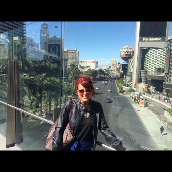 Meet your Posher, Jamie - Picture 3 of 14